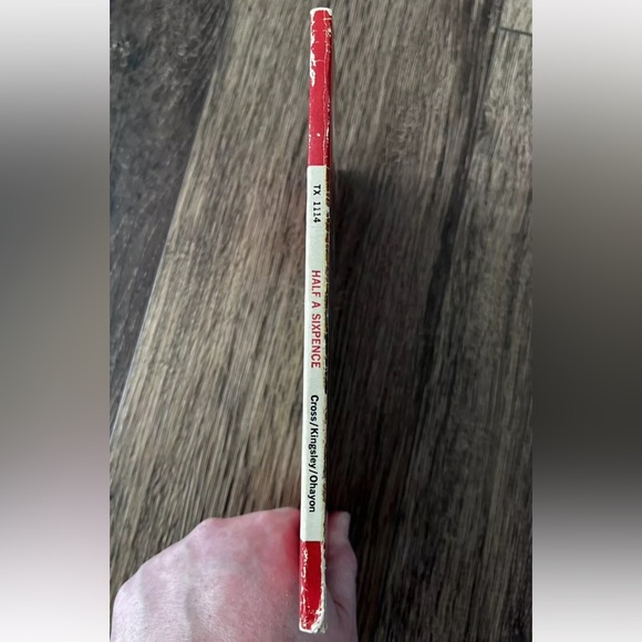 VINTAGE 1968: Half a Sixpence Starring Tommy Steel 1968, Paperback - FIRST PRINT - Picture 4 of 7